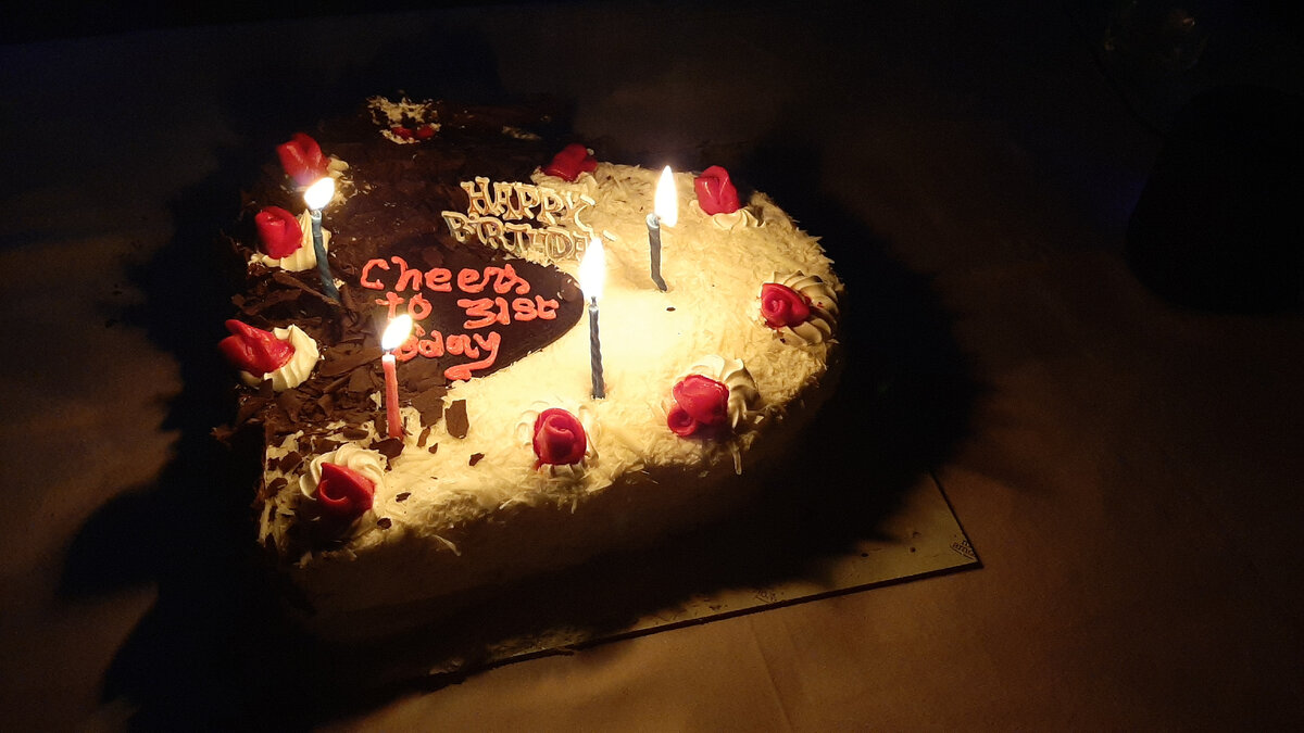 Торт моему мужу на день рождения, когда ему исполнился 31 год.