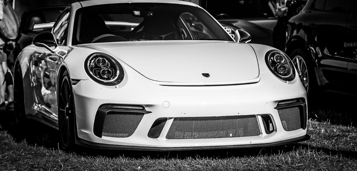 Porsche Выставляет на аукцион эксклюзивный эскиз дизайна как NFT
