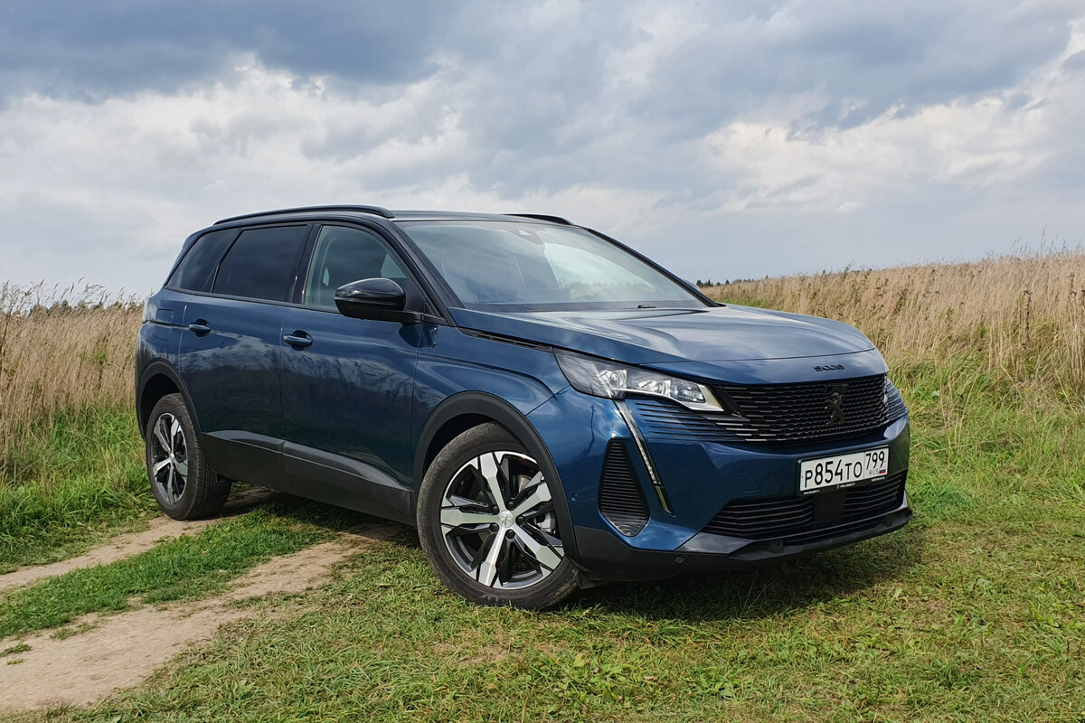 Peugeot 5008 GT. Фото CarExpert.ru