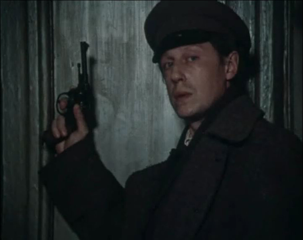 Кадр из фильма «Чёрный треугольник» (1981)