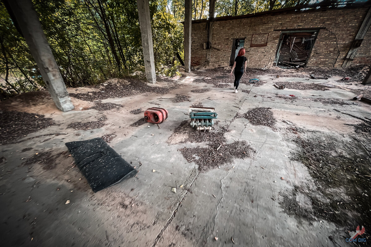 Крытое строение. 