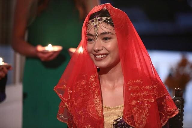 Фото из открытых источников, образ невесты в ночь хны 