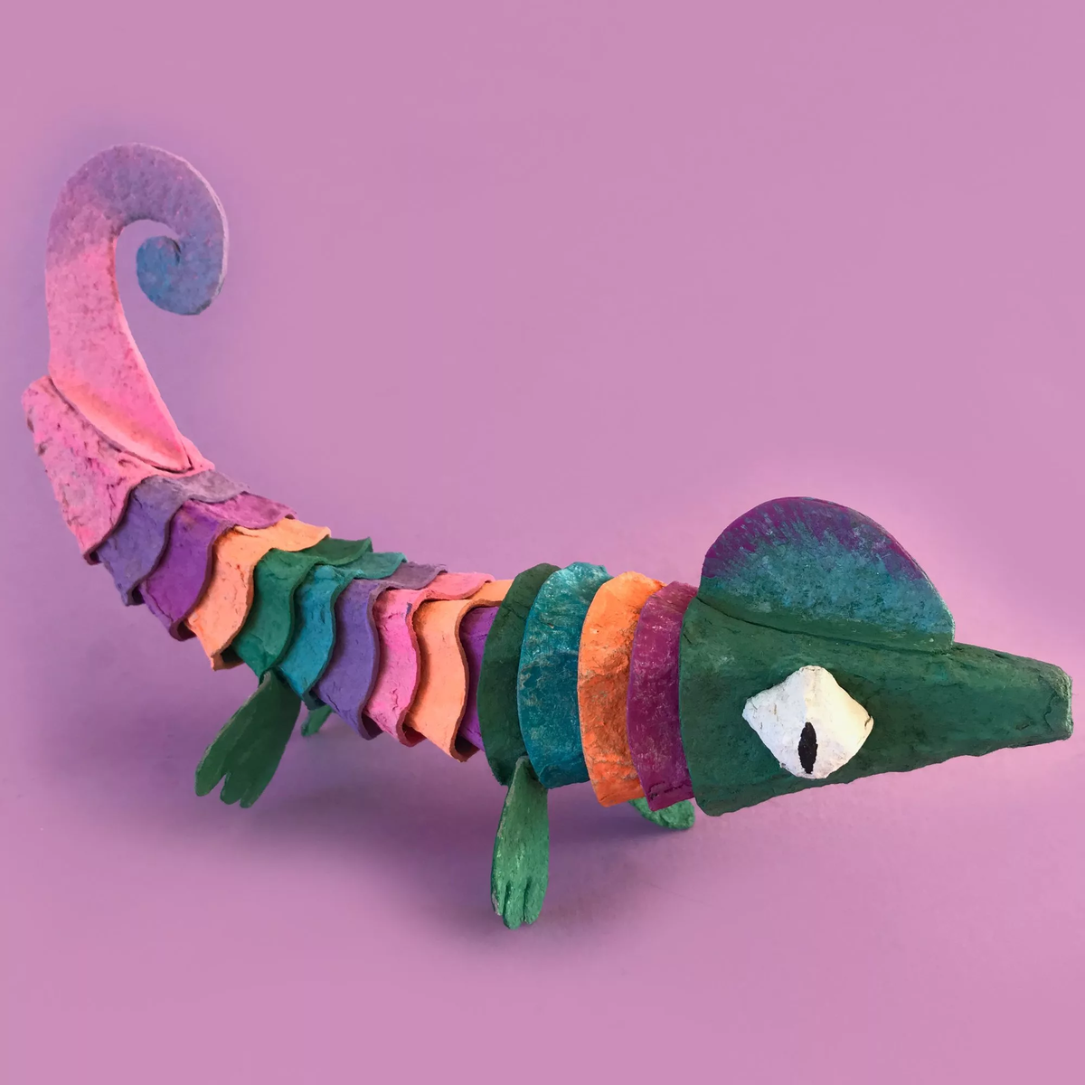 Поделки из яичных хлопков. Поделки из под. Подставка для карандашей из втулок. Поделки изьяичных лотков. Поделки из яичных лотков своими руками.