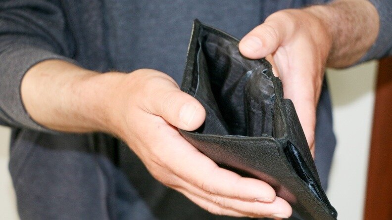     В Татарстане за 9 месяцев 2022 года зарегистрировано 69 сообщений о возбуждении внесудебных процедур банкротств граждан. Об этом свидетельствуют данные Федресурса.