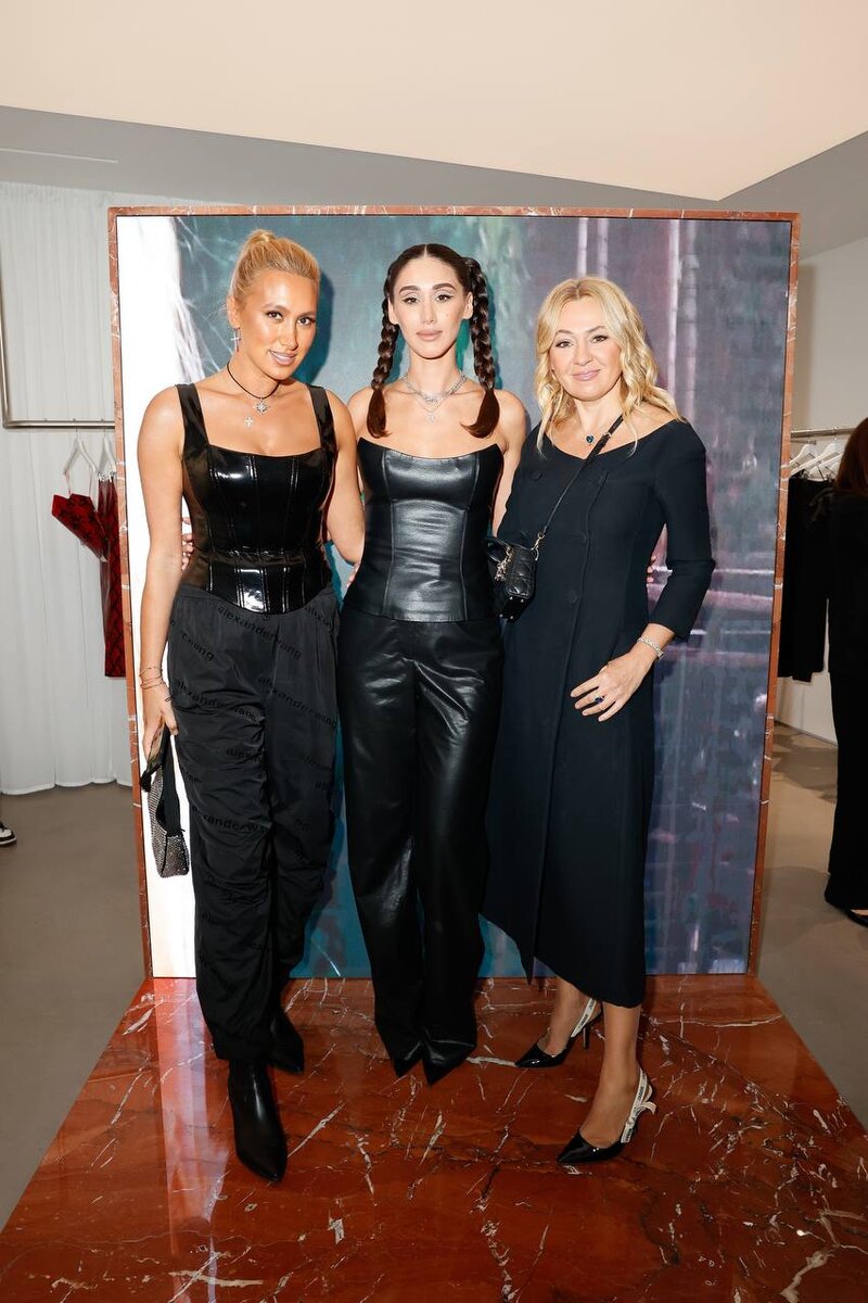 Алина Буре, Расида Лакоба и Яна Рудковская