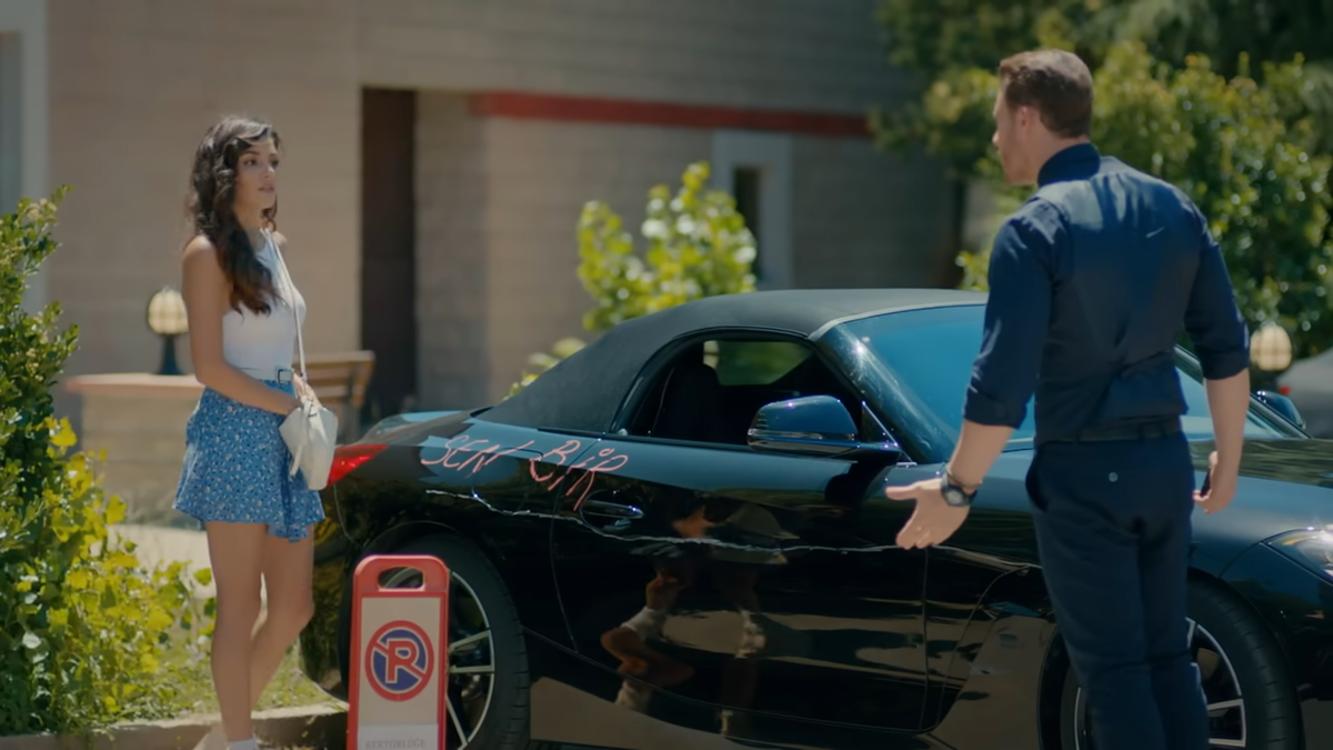 Кадр из сериала "Постучись в мою дверь"