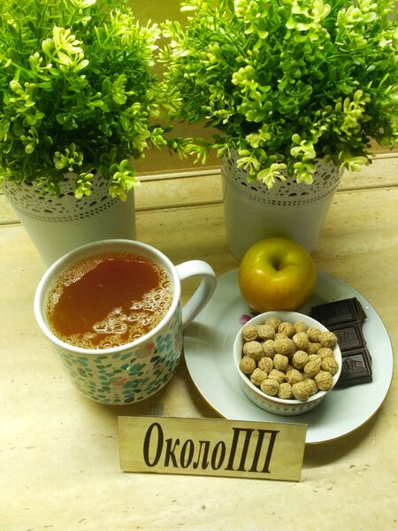 Фото перекуса: шоколад, яблоко, отруби