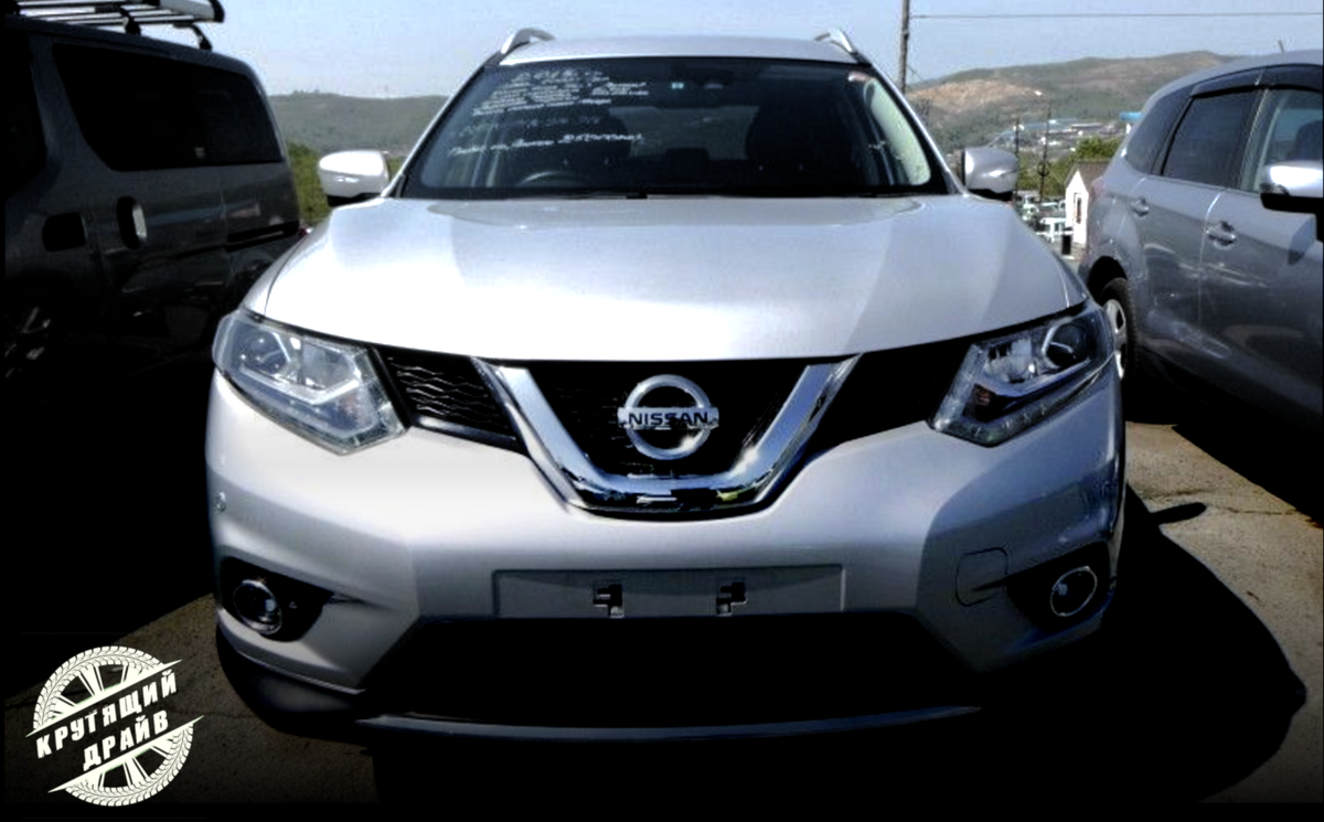 Nissan X-TRAIL HYBRID 2015 г.