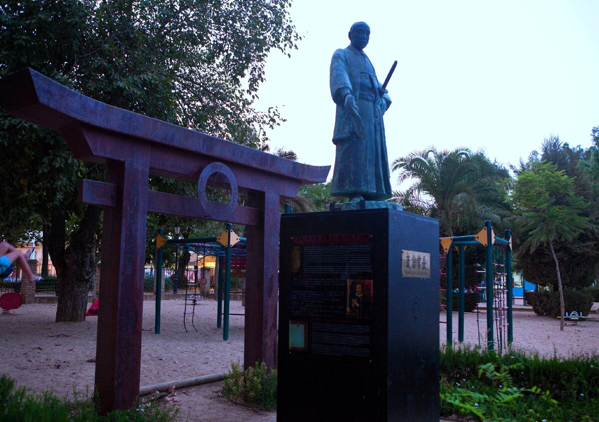 Памятник Хасэкура Цэнунага в Кориа-дель-Рио