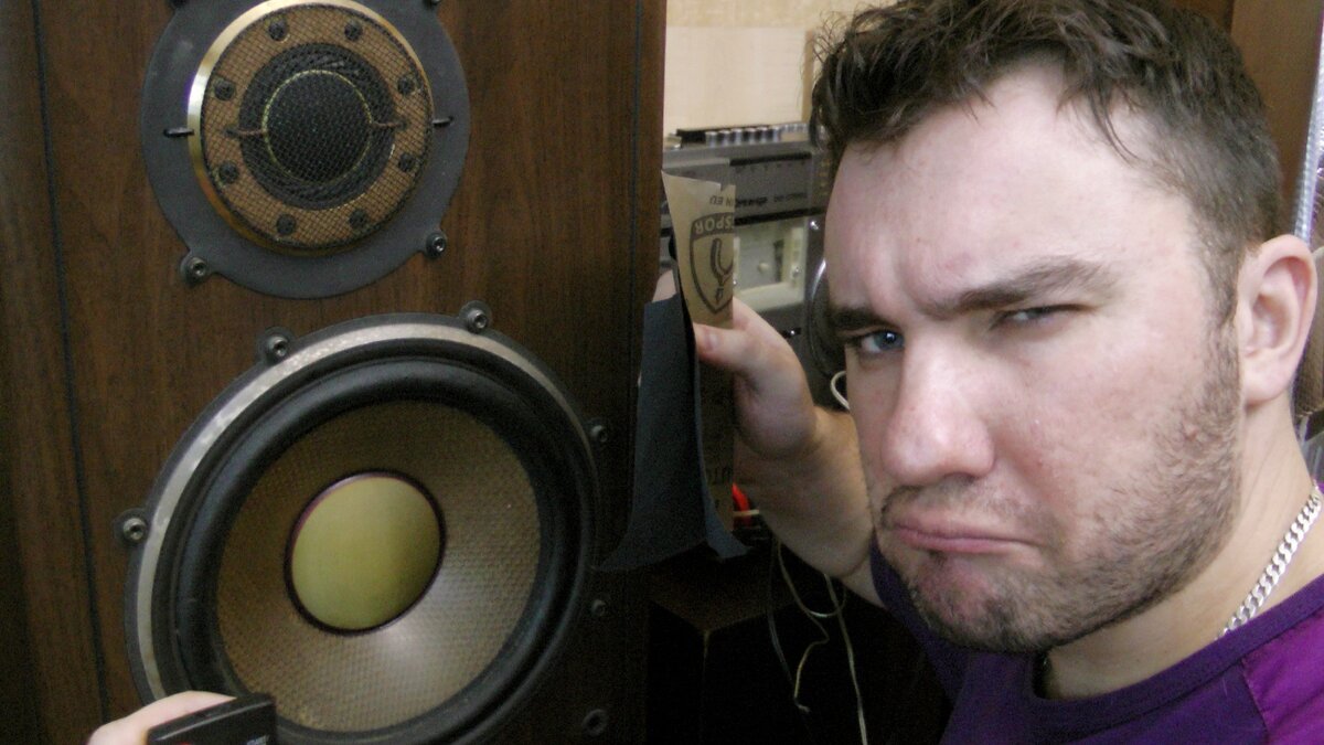 фрагмент из видео где я пытался из S-90 сделаьт Diatone