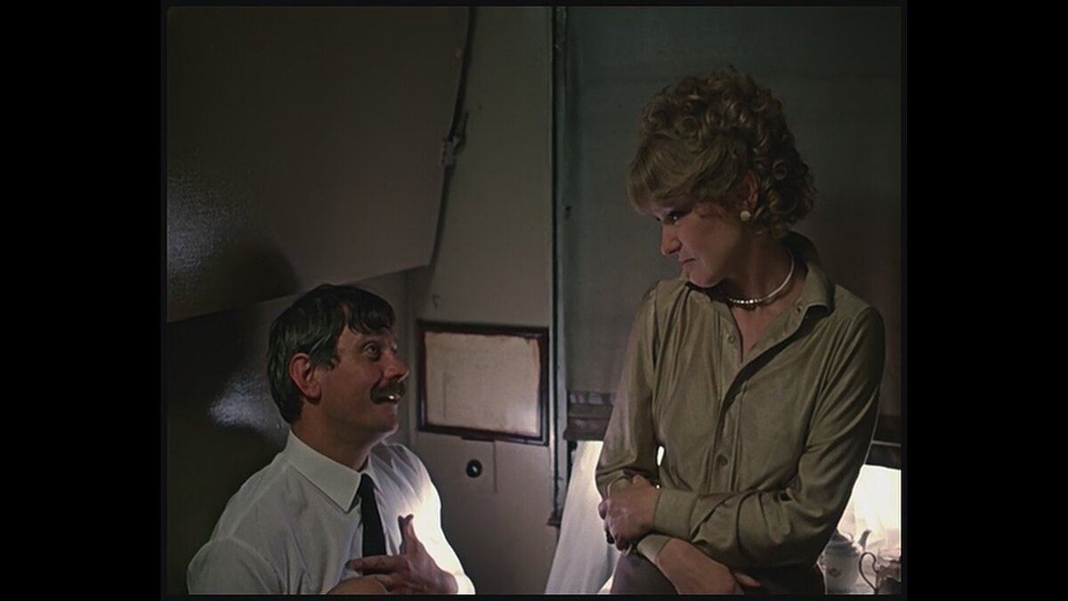 Кадр из фильма "Вокзал для двоих"