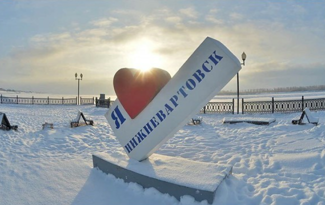 Типичный нижневартовск 2.0. Нижневартовск набережная зимой. Зимняя прогулка по г Нижневартовск. Нижневартовск набережная фото зима.