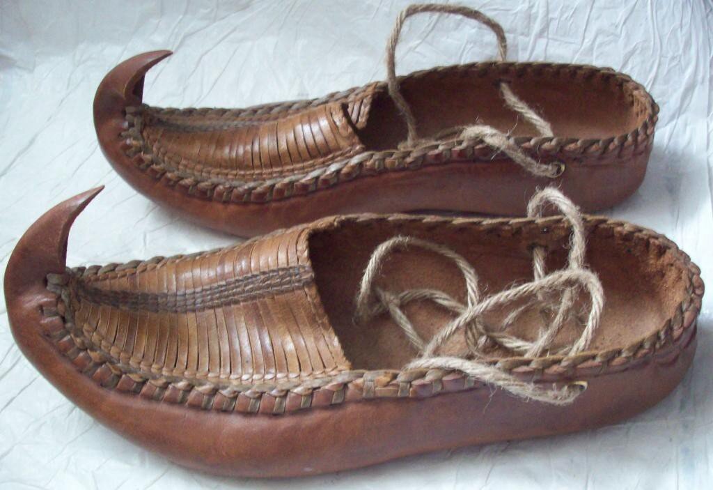 Вот так кто-то представляет себе чевапчичи! Вперед танцевать! 