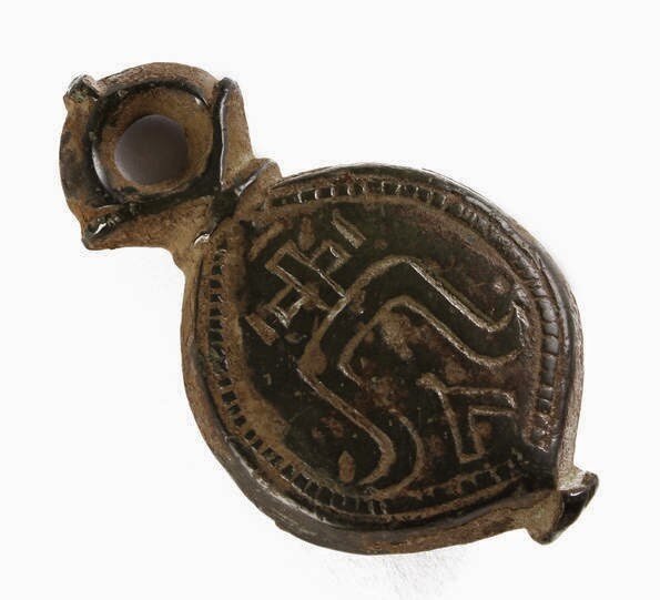 Груз от монгольского кистеня с тамгой рода Борджигинов. 