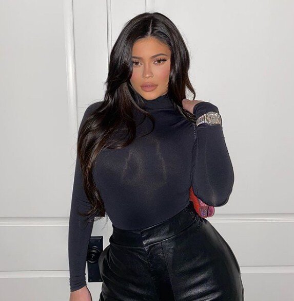 Фото: https://www.instagram.com/kyliejenner/