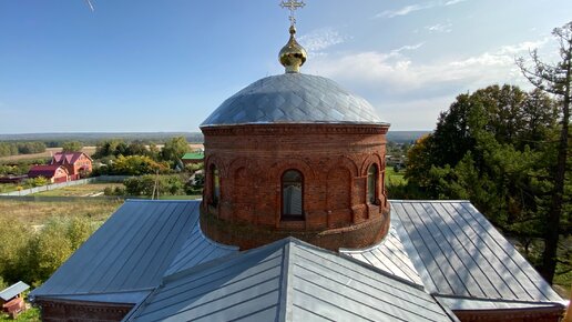 Забралась на колокольню реставрируемого храма, на который случайно наткнулась