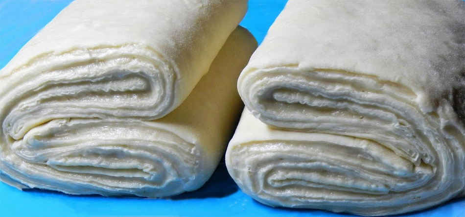 Дрожжевое слоеное тесто. Фото с сайта https://edatomy.ru