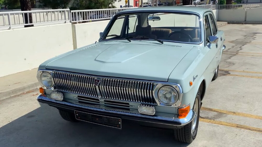 Скриншот Doug DeMuro/YouTube