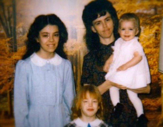 Молодые Дэвид и Луиз