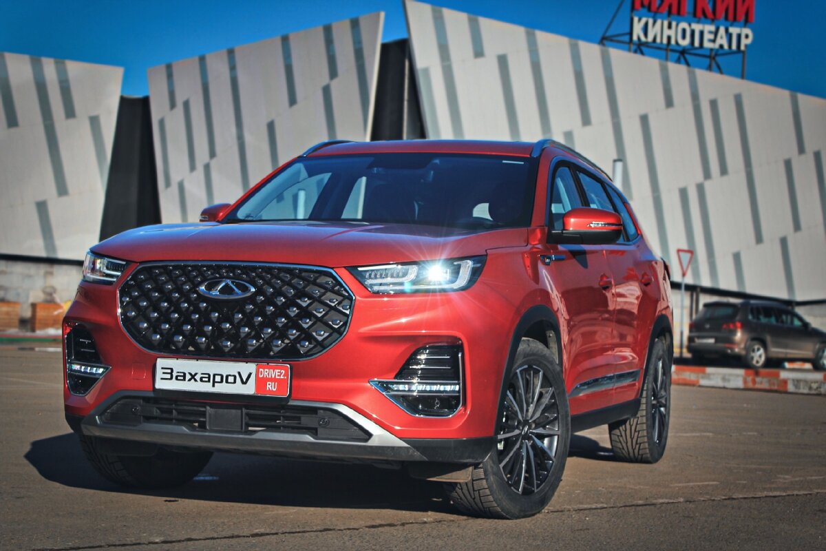 Chery Tiggo 8 Pro красный