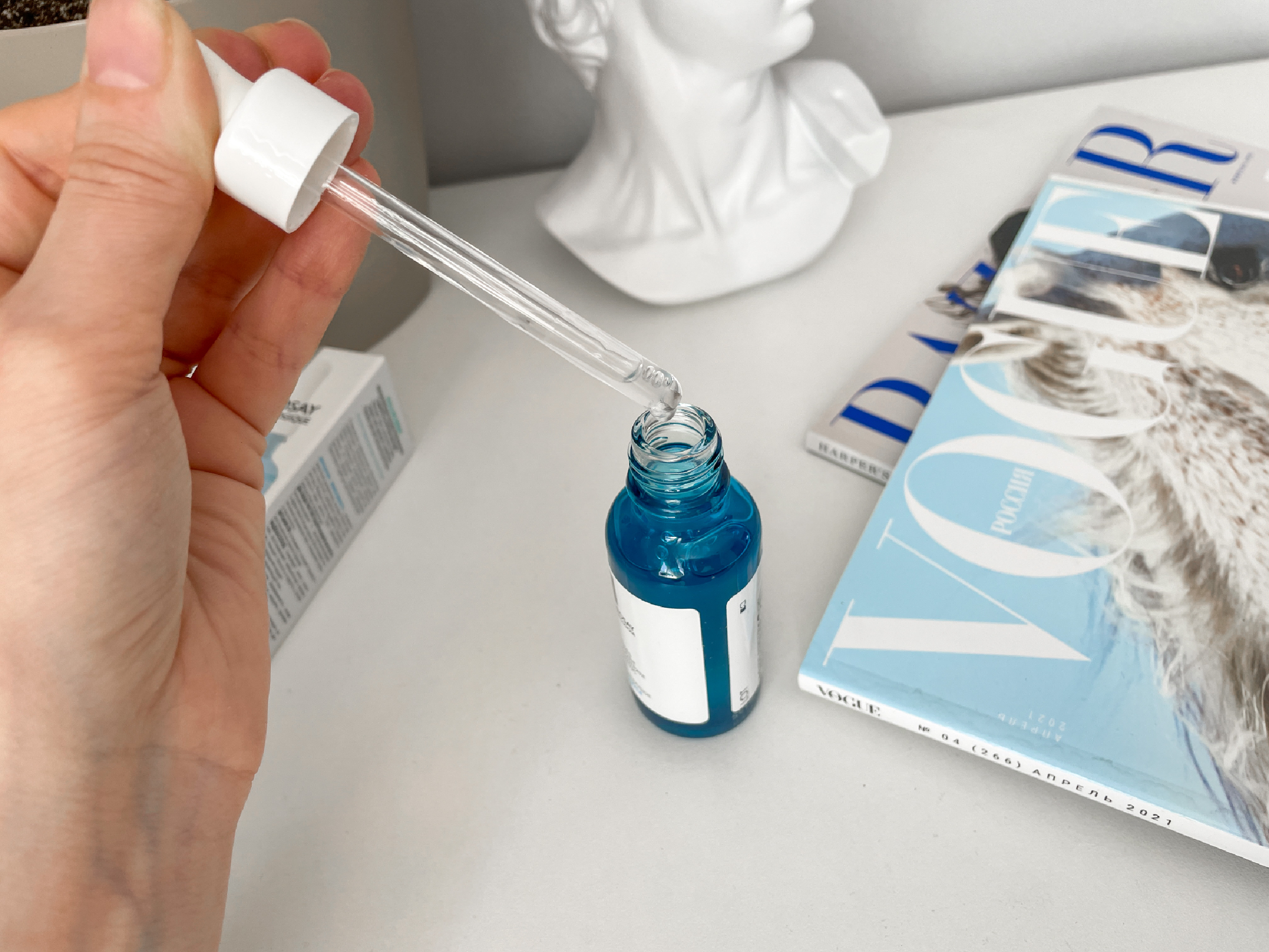Аптечная косметика, достойная внимания: концентрат La Roche Posay Hyalu B5 спас мою запущенную кожу6