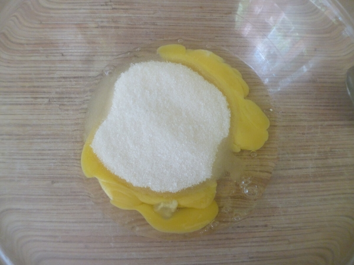 Быстрый пирог из жидкого теста на кефире — рецепт с фото пошагово