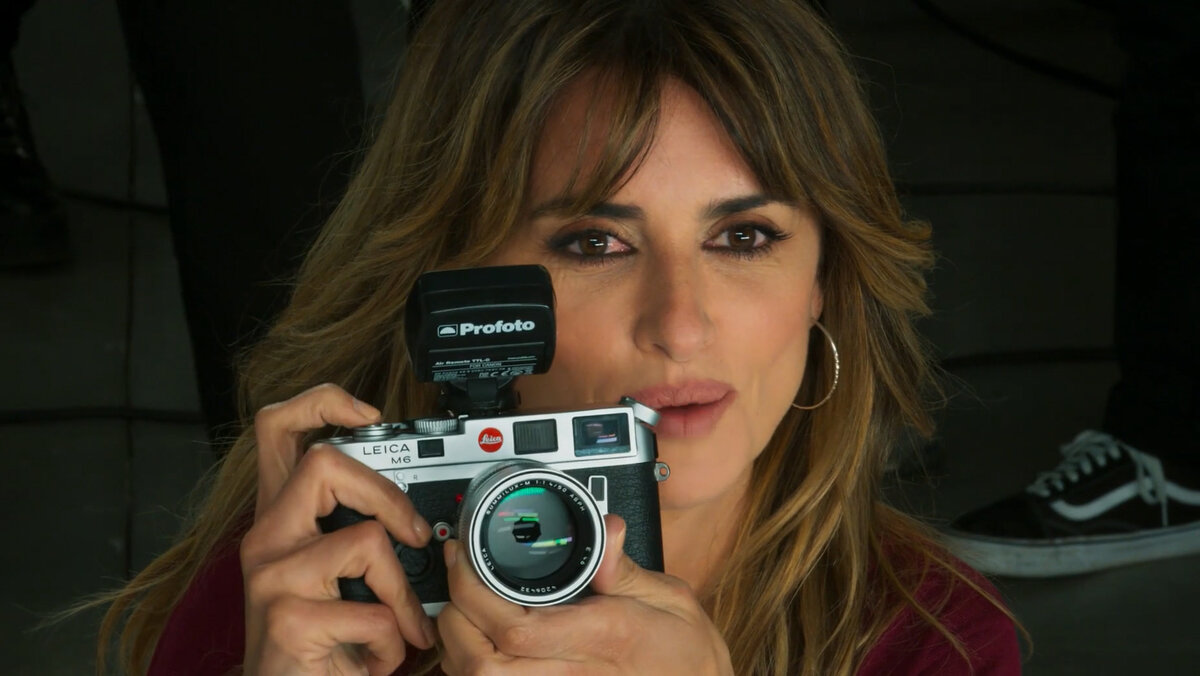 Кадр из кинофильма "Параллельные матери"