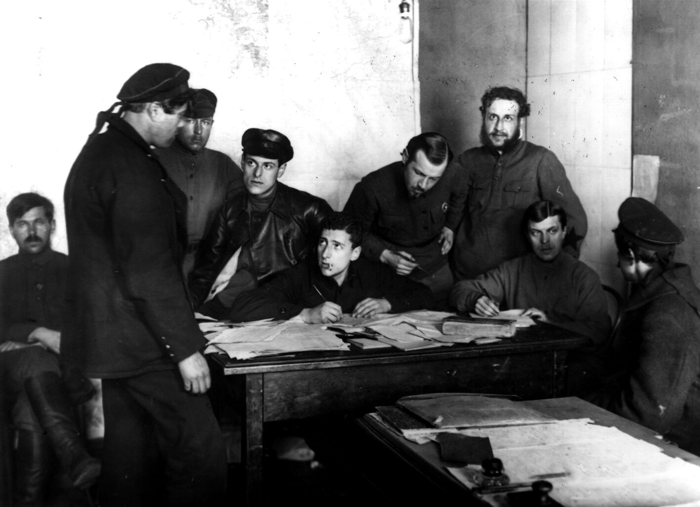 «Кронштадтский лед»: как большевики расправились с «красой и гордостью» революции5