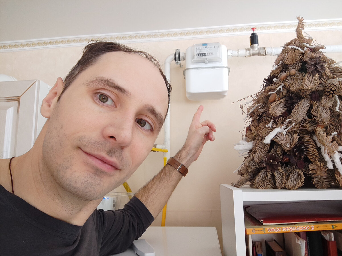 Газовый счетчик всегда на глазах. @ Горбунов Сергей