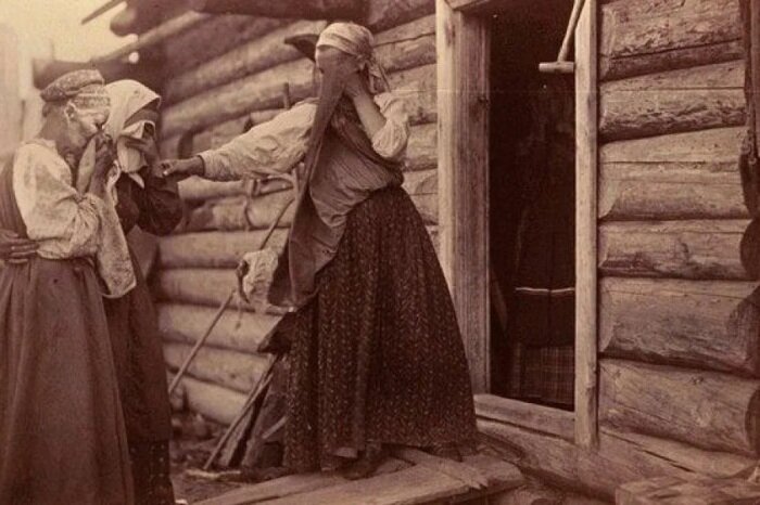 На Руси существовало несколько видов плача. /Фото: avatars.mds.yandex.net