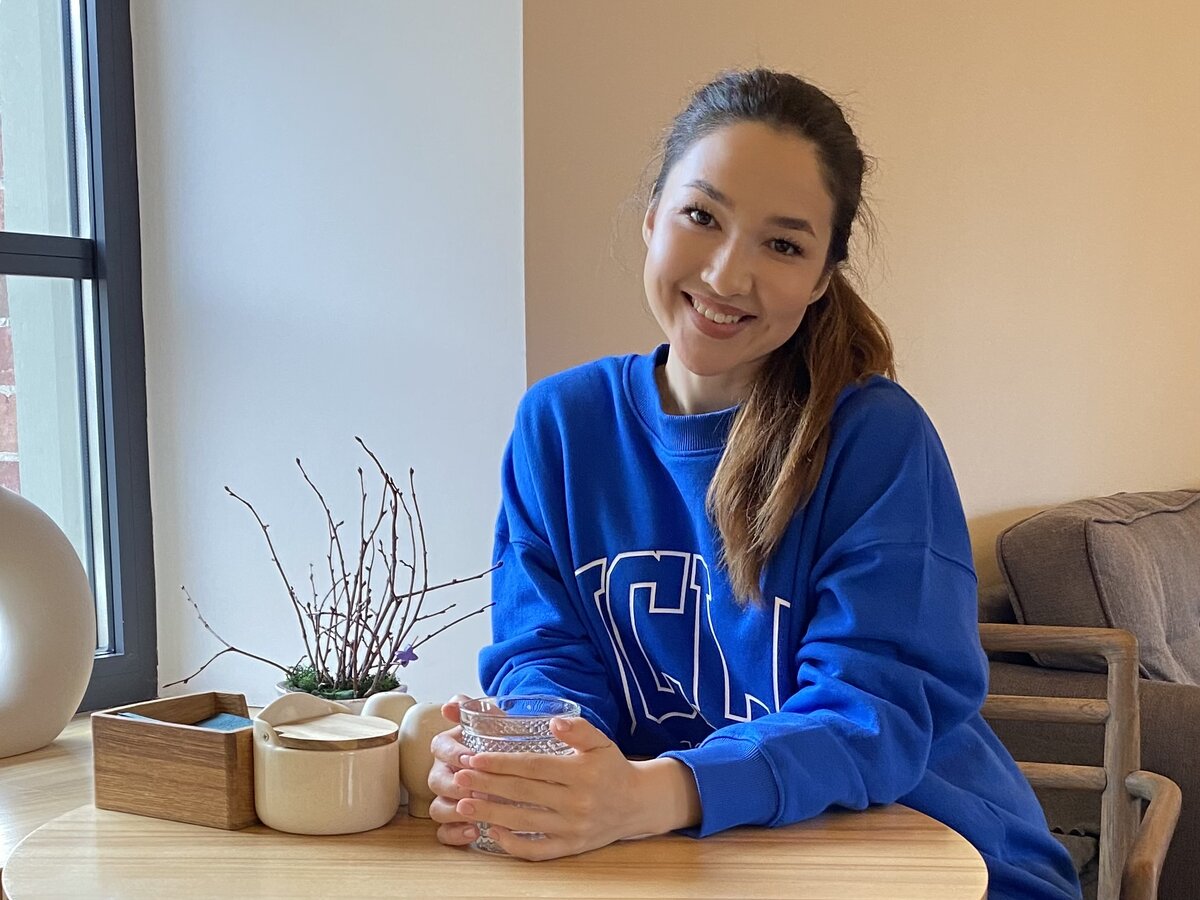 Приветствую на моем канале. Здесь вы найдёте полезные статьи о макияже, стиле и женственности. Подписывайтесь, чтобы не потерять. 