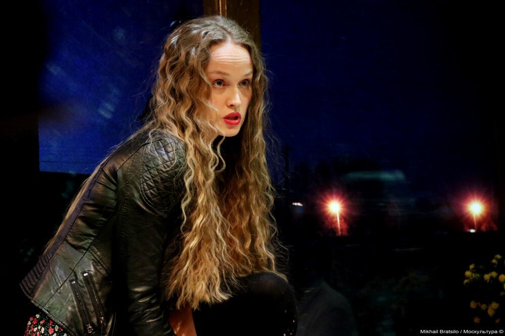 Бог дверей. Бог открывающий двери и ангел приносящий удачу. Бог открывающий двери и ангел приносящий удачу. Бог открывающий двери и ангел приносящий удачу. Ангел оберегает.