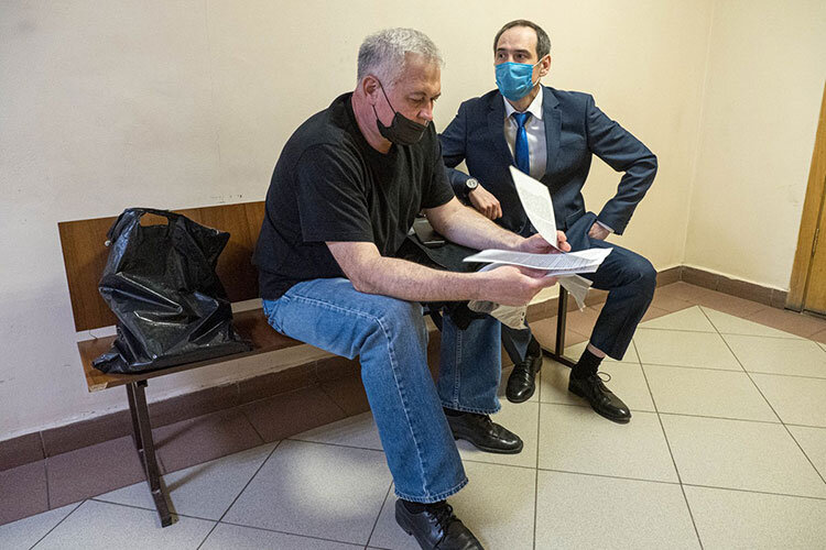 Четырехлетняя эпопея с уголовным делом Татагропромбанка, входившего в навсегда утерянную орбиту ТФБ, подходит к концу. Уже через неделю бывший врио предправления банка Алексей Федоров должен услышать свой приговор. Фото: Андрей Титов