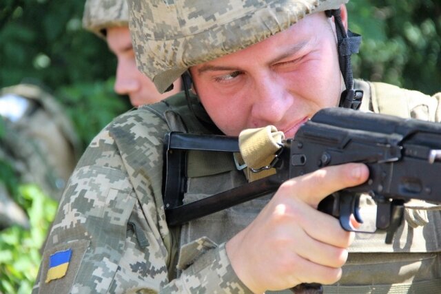    Солдат ВСУ (сс) Ministry of Defense of Ukraine