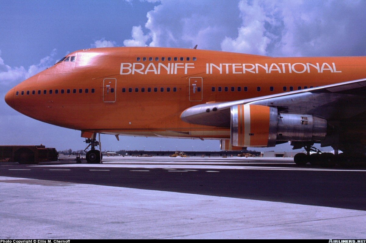 Braniff International Airways Boeing 747SP-27 N606BN