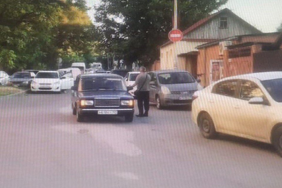     Отечественный автомобиль сбил 10-летнего школьника в Ростове. Фото: ГИБДД по РО.