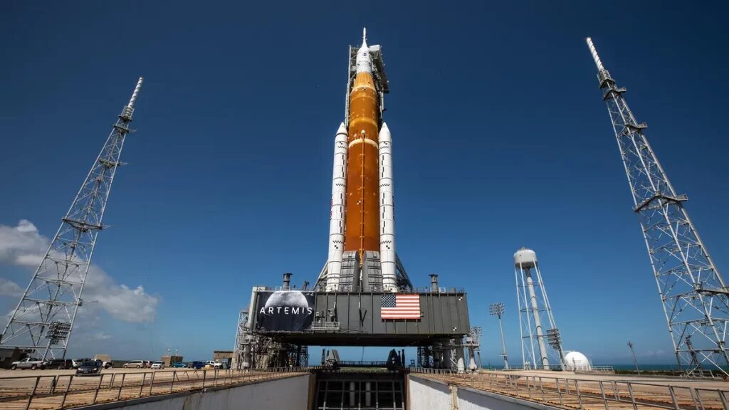 Ракета-носитель SLS