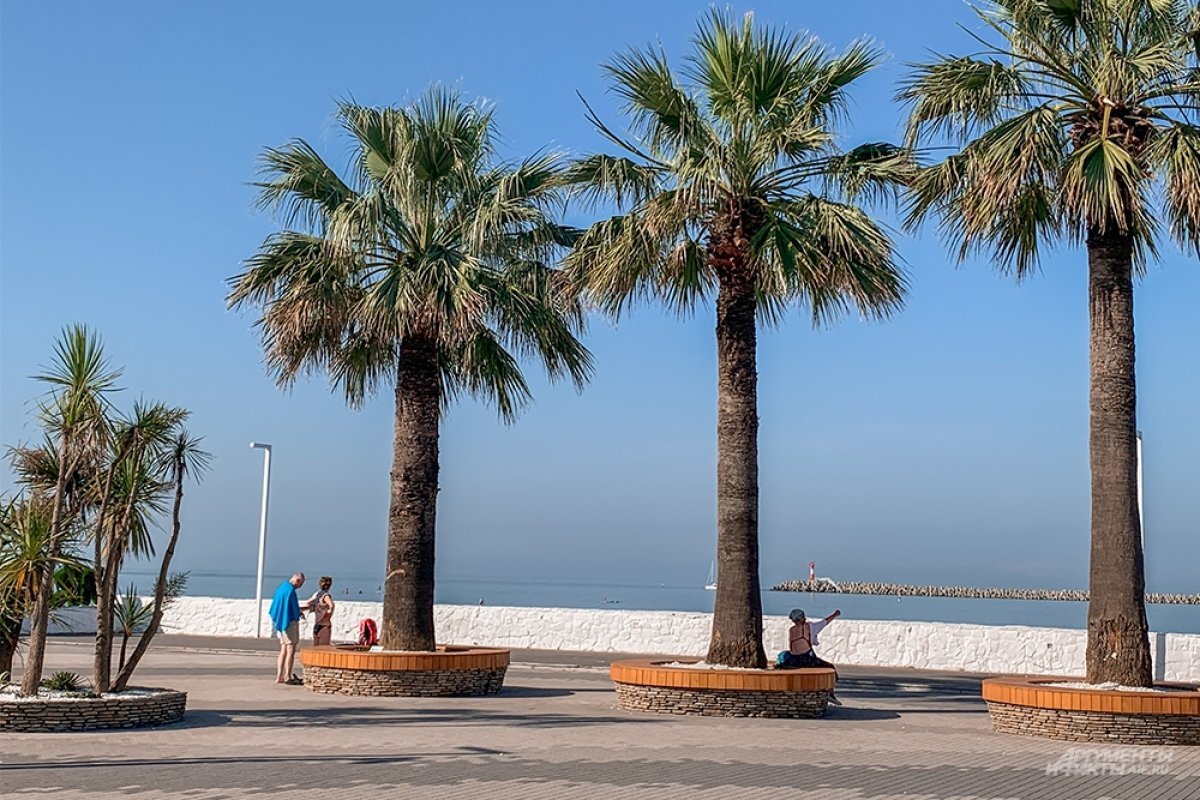    Неизвестные вандалы разрисовали арт-объект в Сочи