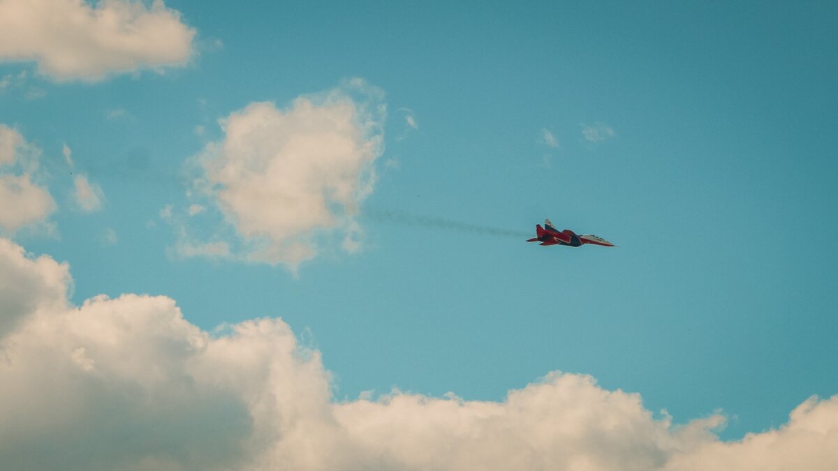     Власти Дании согласились передать Украине истребители F-16 при условии, что они будут использованы исключительно на территории страны. Об этом заявил датский министр обороны Якоб Эллеман-Енсен.