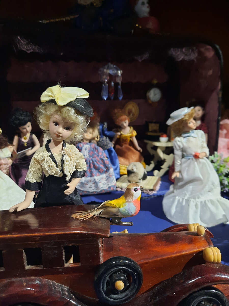 А можно и скачать аудиогид при желании. 