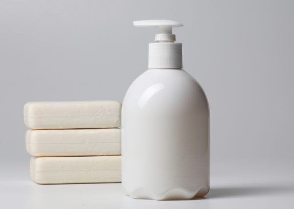 Почему стоит отказаться от жидкого мыла: 6 причин в пользу твердого