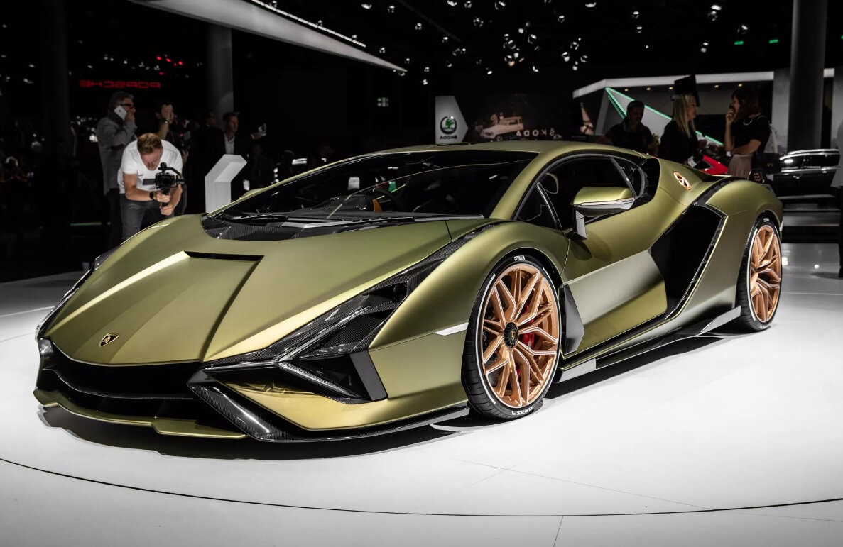 Довольно скоро Lamborghini будут не просто выглядеть так, как будто они пришли из космоса, у них будут детали, которые были разработаны там.