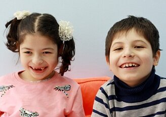 У сестры и брата ДЦП и эпилепсия. Им нужна помощь