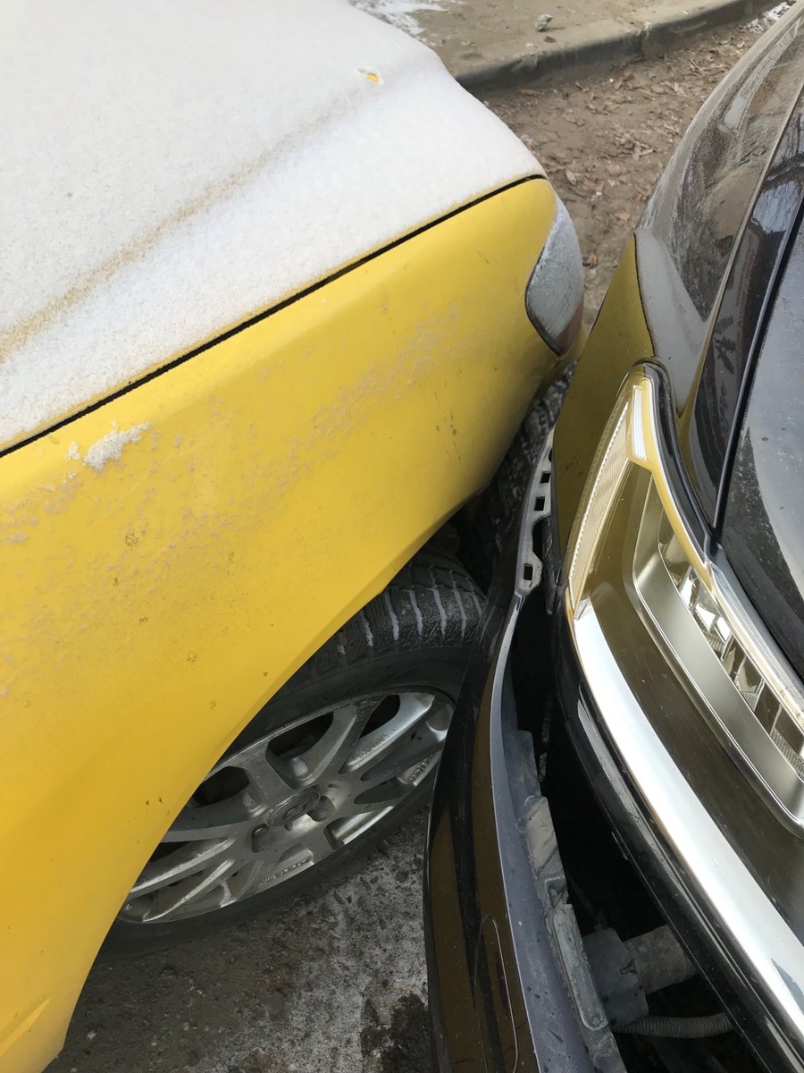 Вот оно ДТП у сервиса