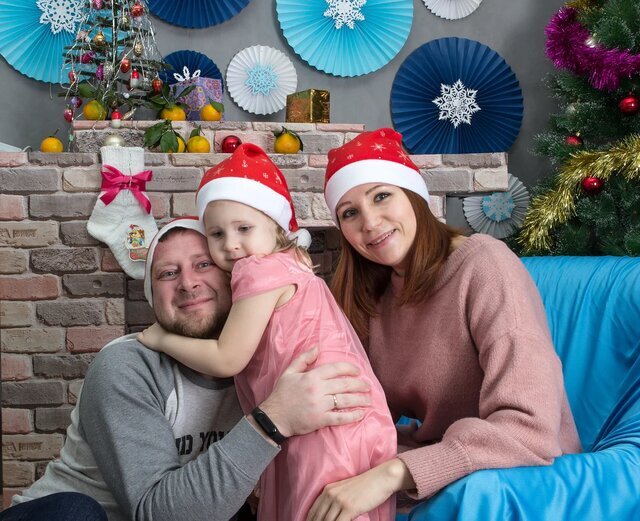 Фото из личного архива: муж, дочка и я.