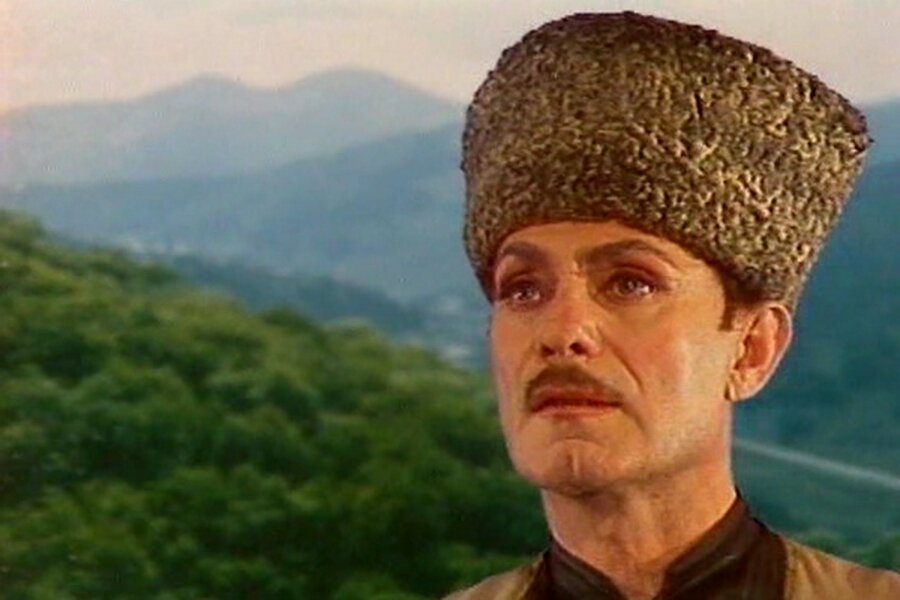 Махмуд Эсамбаев