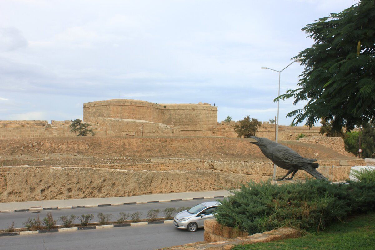 Но ради Фамагусты границу преодолеть стоит