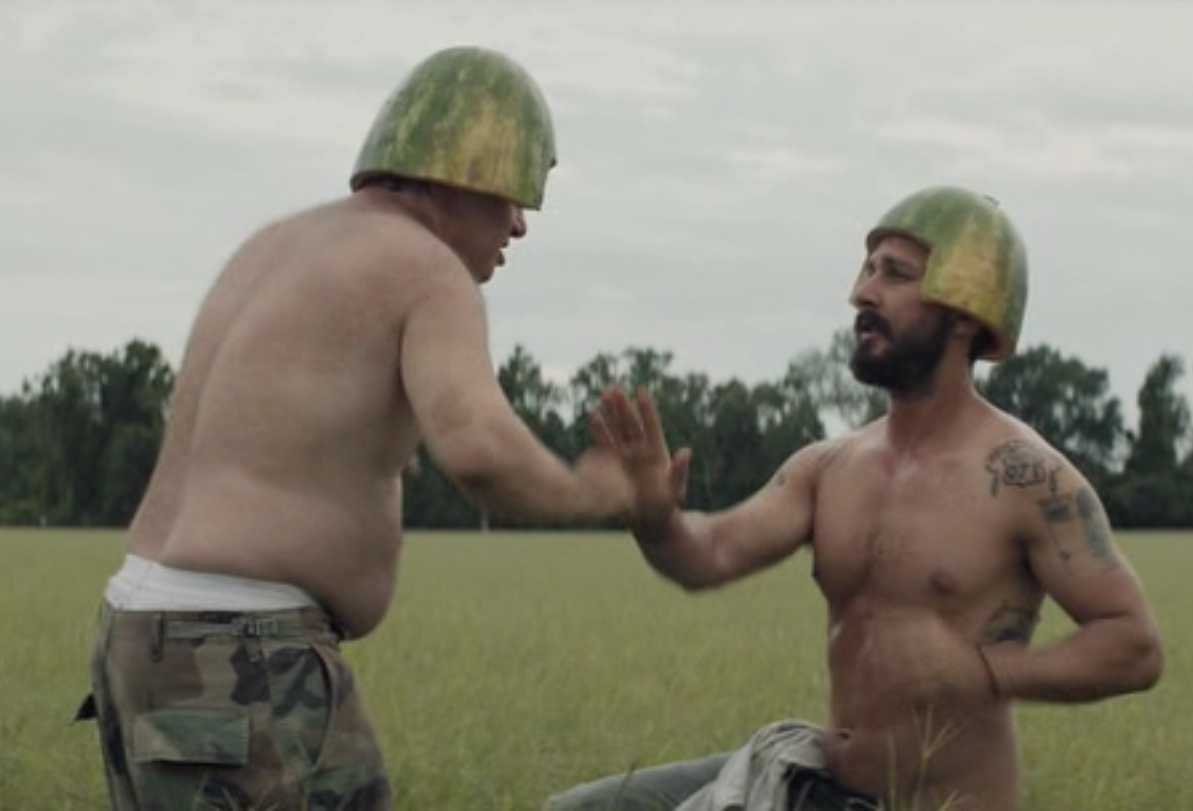 Рейтинг у фильма PG - 13  детям до 13 лет просмотр не желателен. На самом деле, там нет каких-то сцен шокирующего характера, но там есть сцена распития алкоголя и в принципе зачем этот фильм ребёнку до 13 лет так, что всё оправдано.