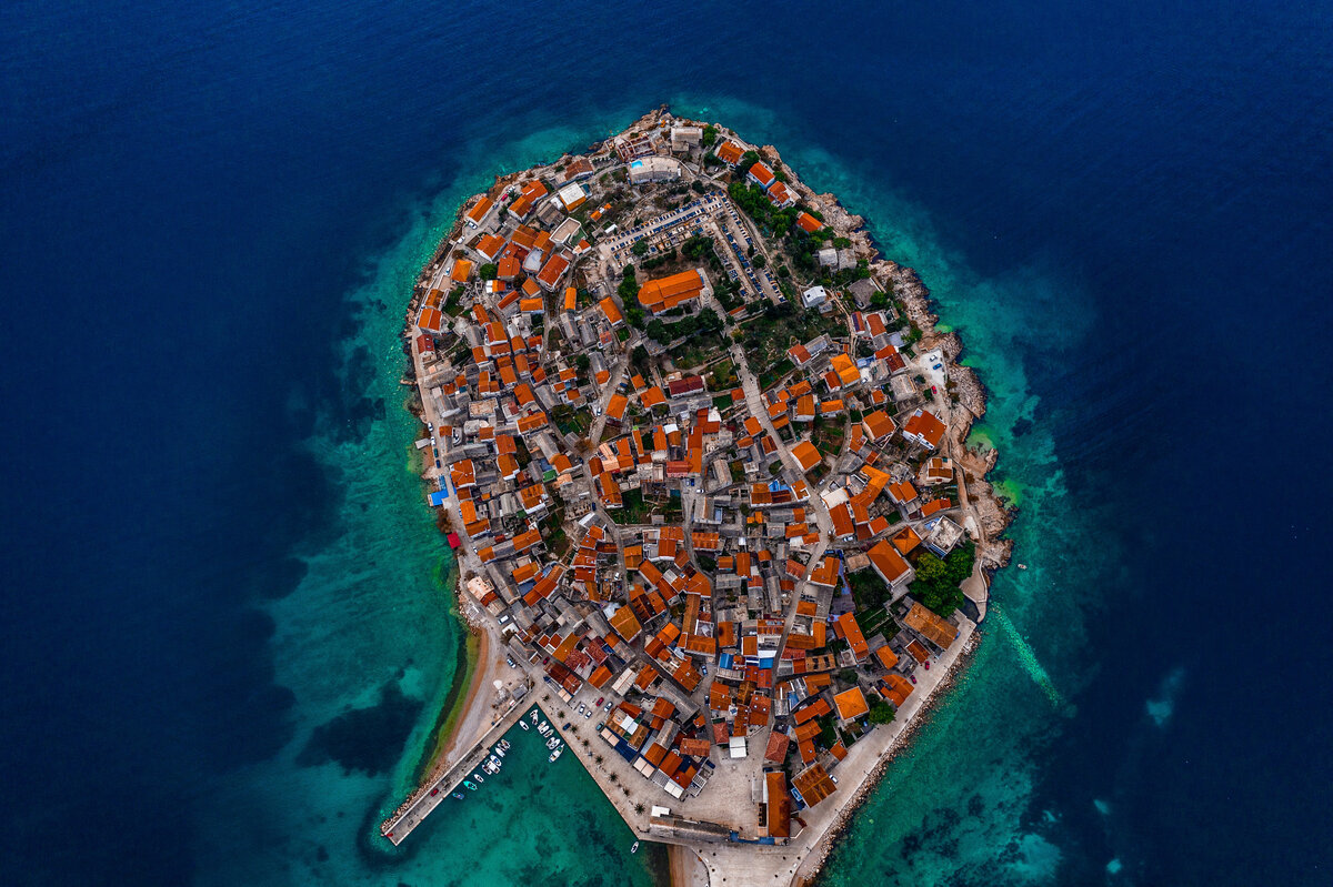 Photo by Hrvoje Klaric on Unsplash