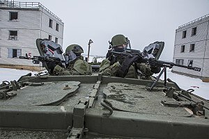 Сапёры-штурмовики 1-й гвардейской инженерно-сапёрной бригады на учениях в Мулино. 23 марта 2018.См. также: Военная реформа в РФ (1997—1999)